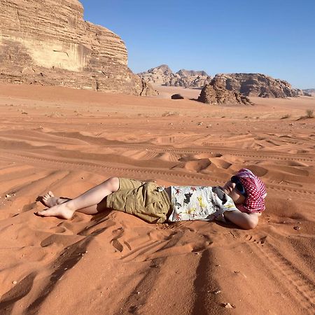 Wadi Rum Hugo Camp ภายนอก รูปภาพ