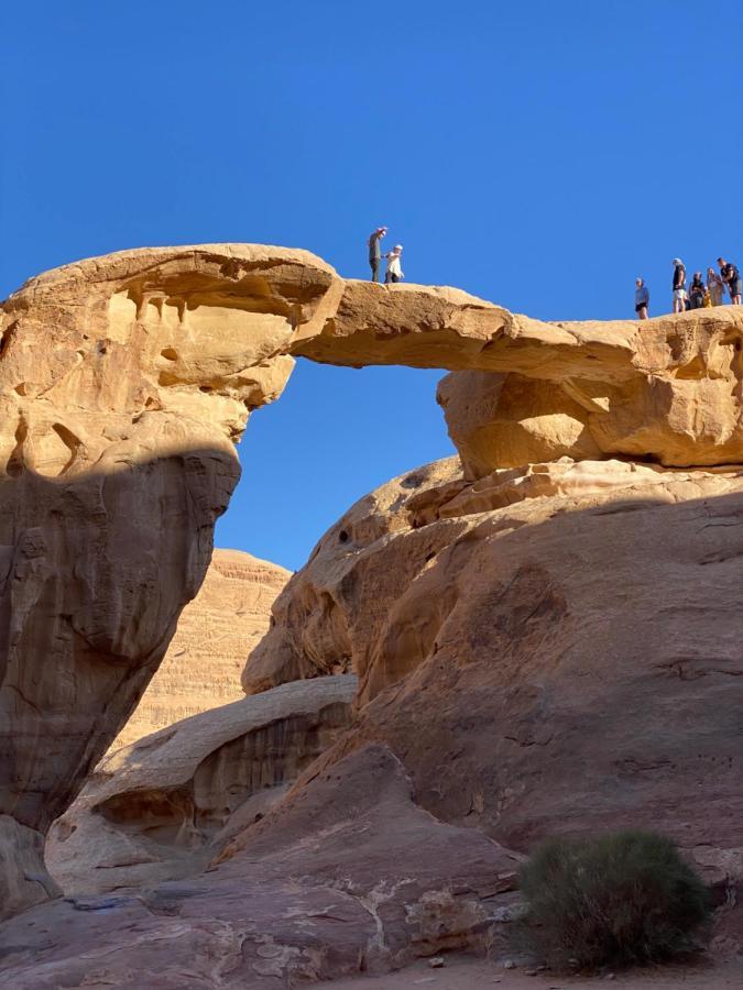 Wadi Rum Hugo Camp ภายนอก รูปภาพ